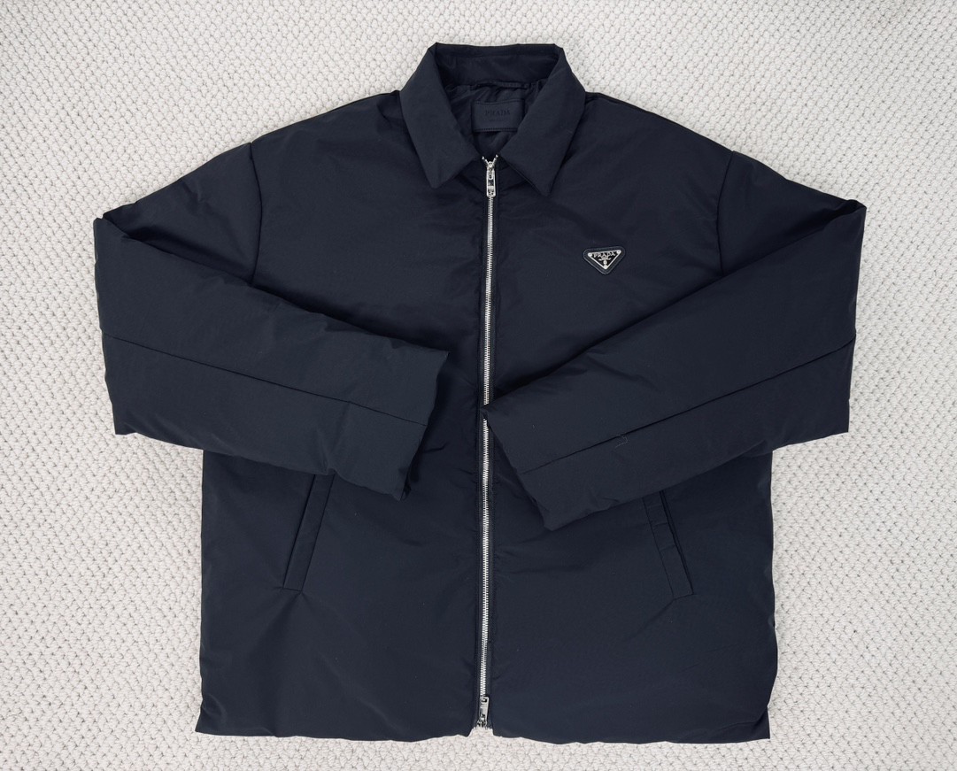 PRADA 普拉达 三角徽标拉链棉服 夹克 外套 黑色 长袖