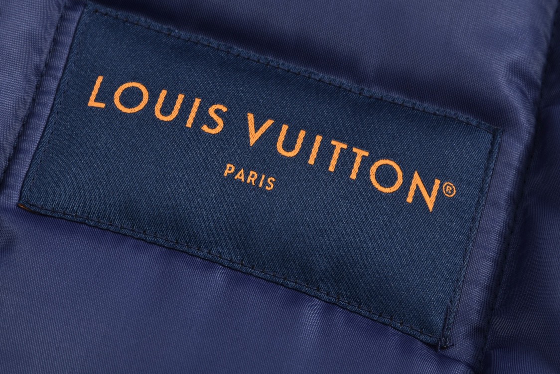 LOUIS VUITTON 路易威登 条纹字母刺绣水钻夹克 外套 棒球服 棉服 藏青色 1AGHSY