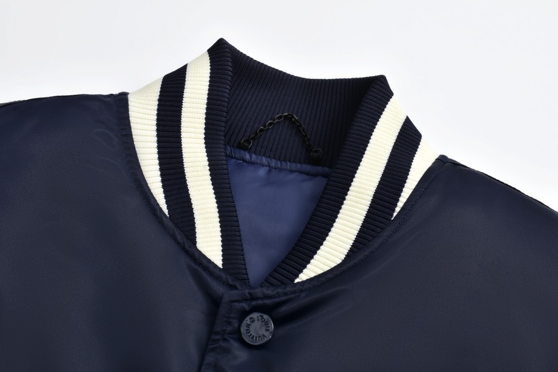 LOUIS VUITTON 路易威登 条纹字母刺绣水钻夹克 外套 棒球服 棉服 藏青色 1AGHSY