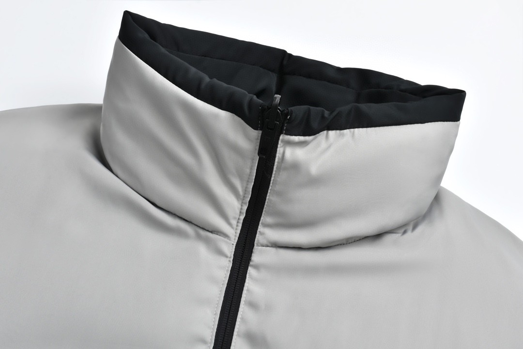 Balenciaga 巴黎世家 双面两穿刺绣字母logo拉链立领棉服 外套 长袖 秋冬 黑色 808811TRO181000