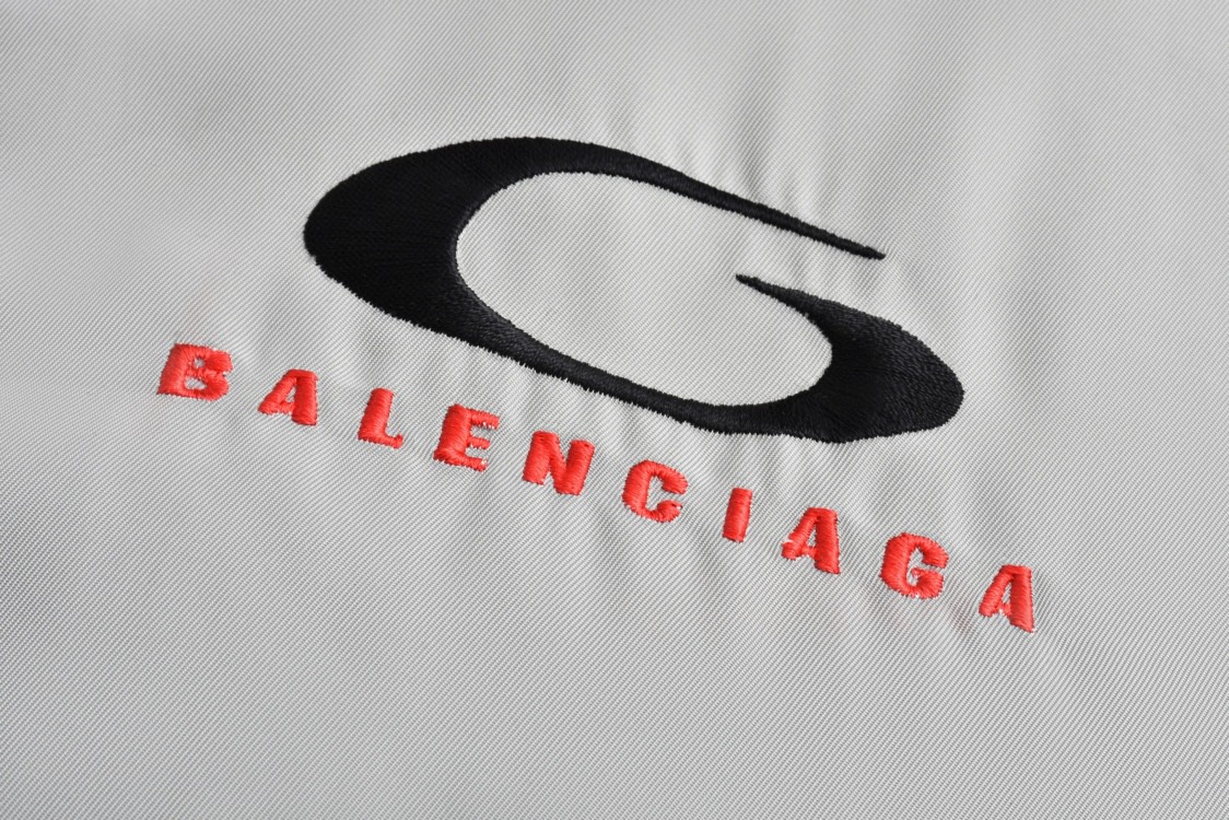 Balenciaga 巴黎世家 双面两穿刺绣字母logo拉链立领棉服 外套 长袖 秋冬 黑色 808811TRO181000