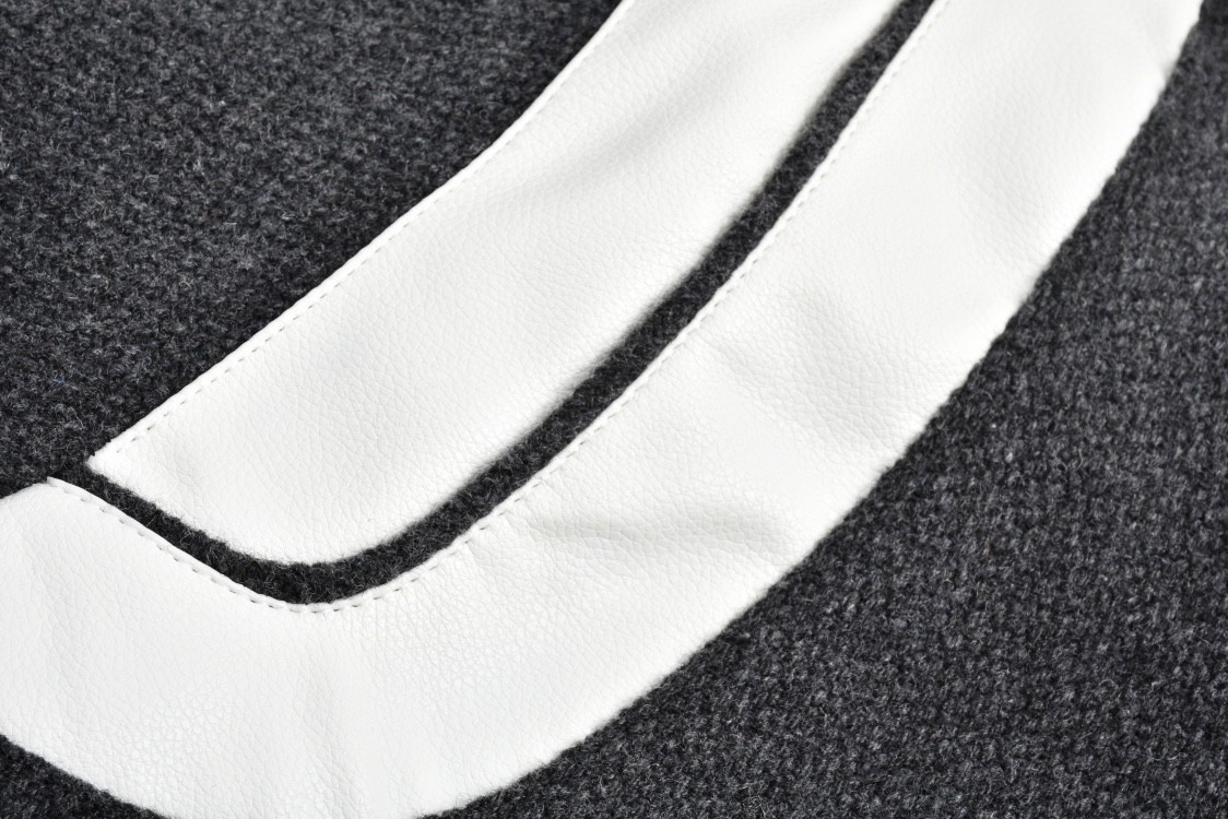 SAINT LAURENT 圣罗兰 经典元年羊毛拼皮棒球服 夹克 外套 秋冬款 灰色