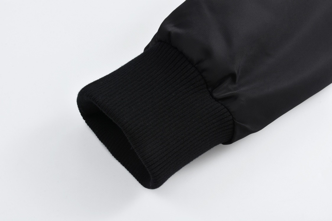 PRADA 普拉达 徽标羊羔毛拉链连帽夹克 外套 黑色 长袖 SGC5851WQ8-F0002