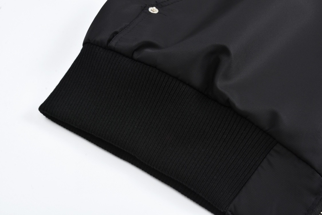 PRADA 普拉达 徽标羊羔毛拉链连帽夹克 外套 黑色 长袖 SGC5851WQ8-F0002