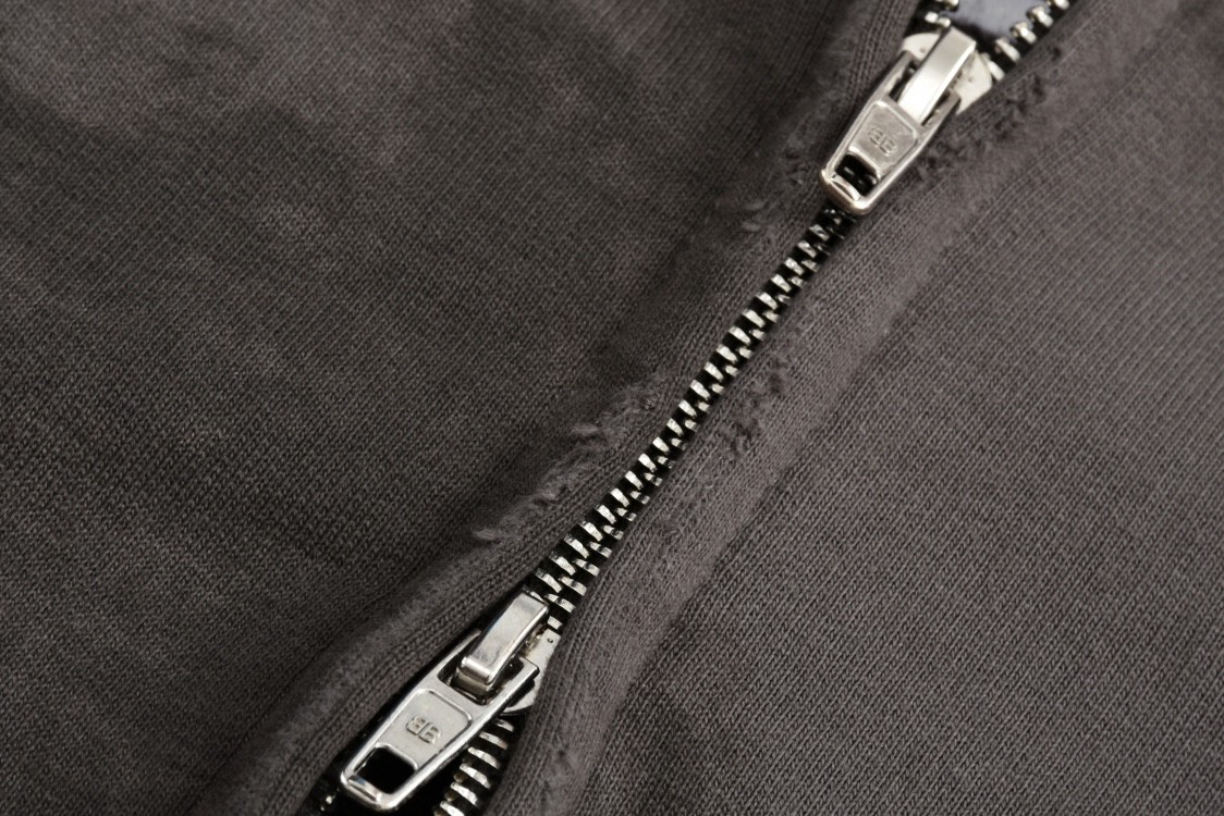 Balenciaga 巴黎世家 做旧遮挡刺绣字母logo拉链连帽卫衣 外套 长袖 720424TNVK51227