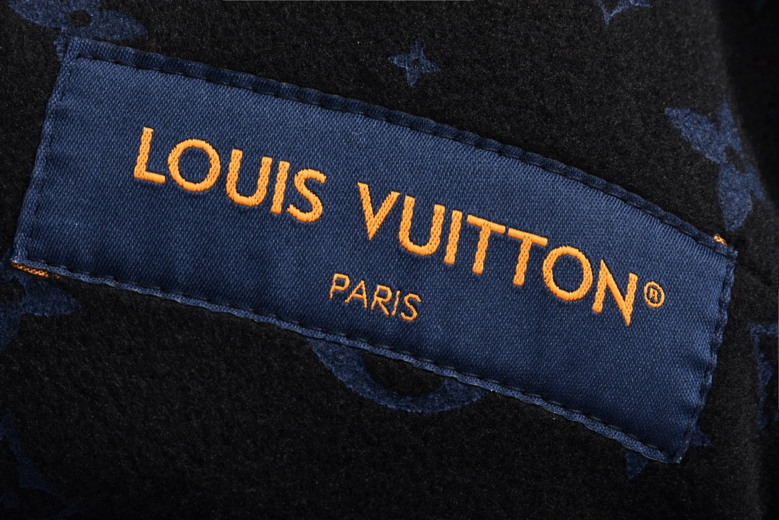 LOUIS VUITTON 路易威登 双面两穿羊毛毛呢拉链夹克 外套 长袖 蓝色 1AFVVS