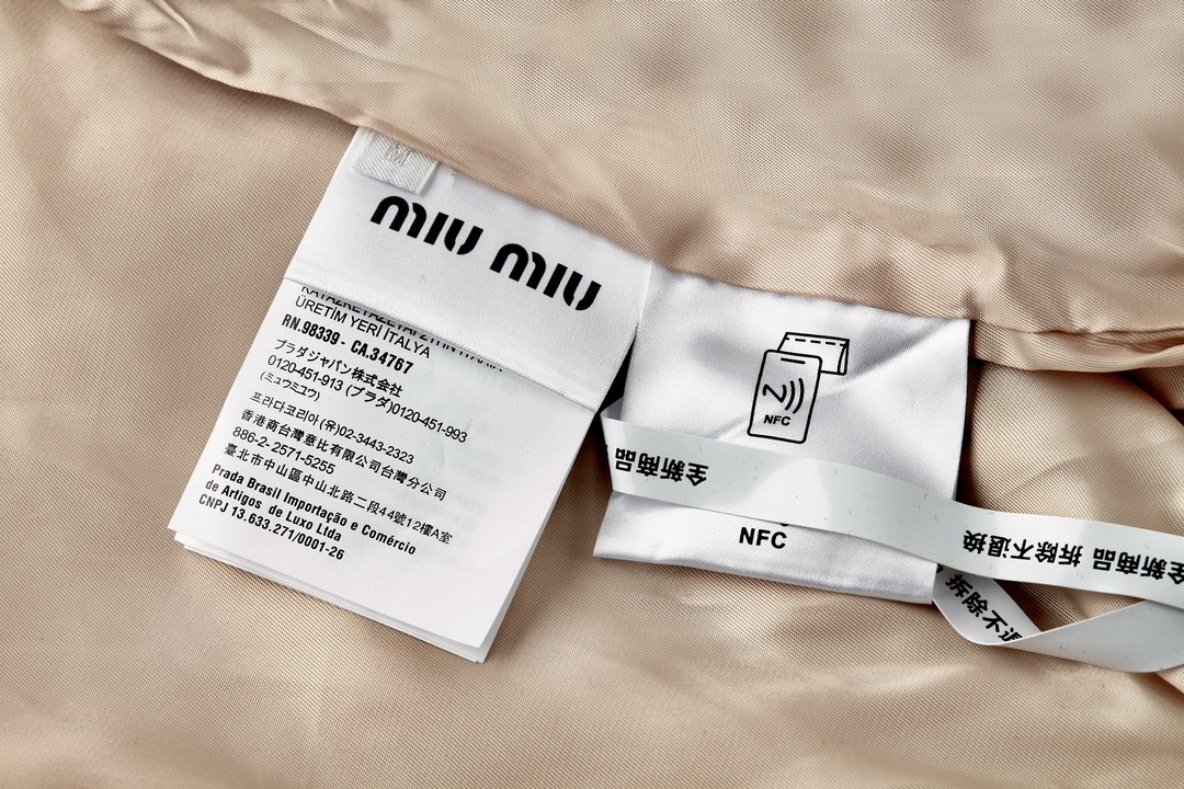 MIU MIU 缪缪 格纹字母logo徽标拉链夹克 外套 长袖 石灰岩色 ML943-14Q8-F0F6H-S-232