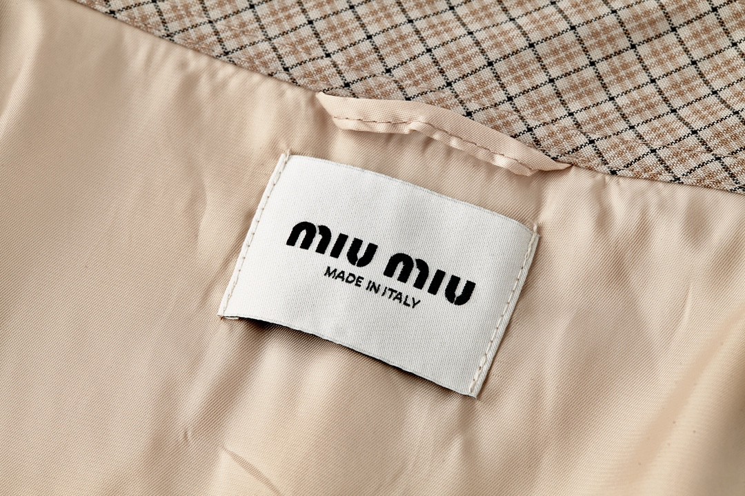 MIU MIU 缪缪 格纹字母logo徽标拉链夹克 外套 长袖 石灰岩色 ML943-14Q8-F0F6H-S-232
