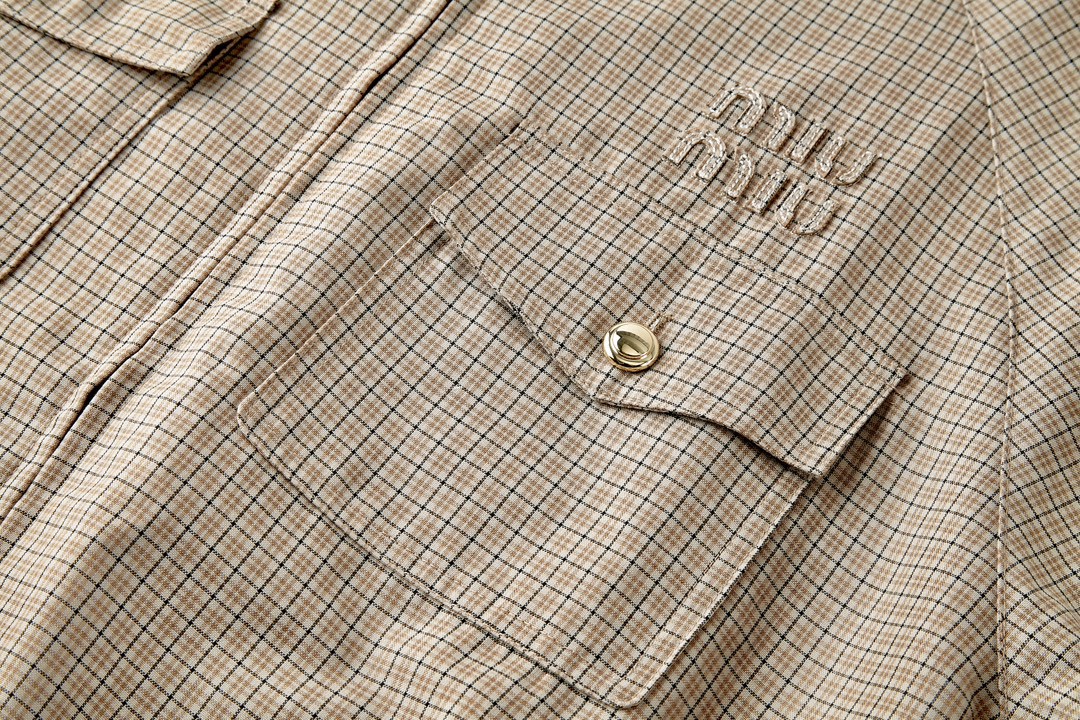 MIU MIU 缪缪 格纹字母logo徽标拉链夹克 外套 长袖 石灰岩色 ML943-14Q8-F0F6H-S-232