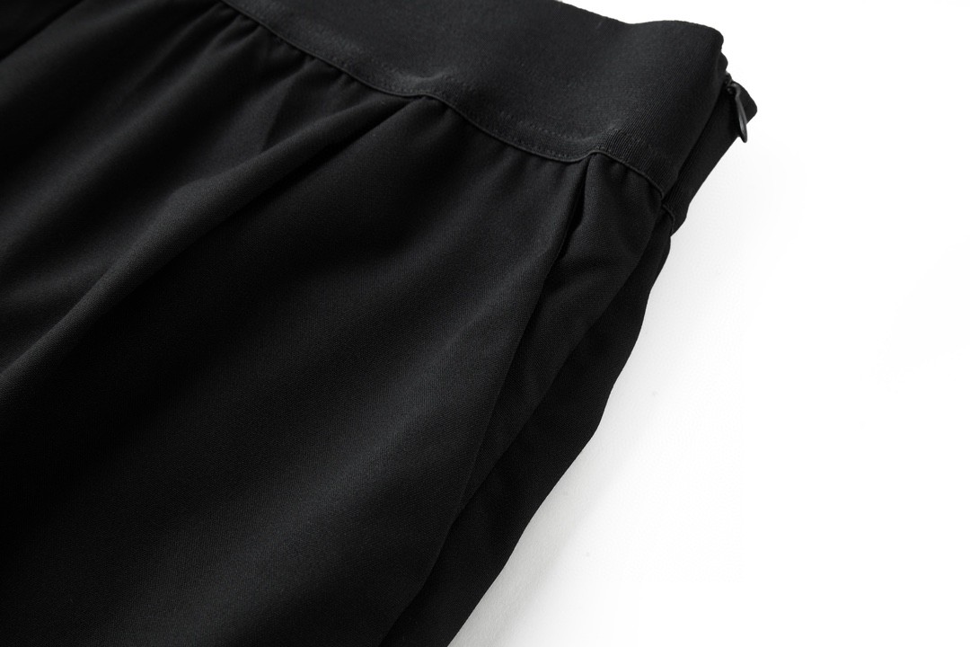 MIU MIU 纯色字母logo徽标羊毛松紧腰休闲裤 长裤 裤子 黑色 MP1702-1R1-F0002-S-232