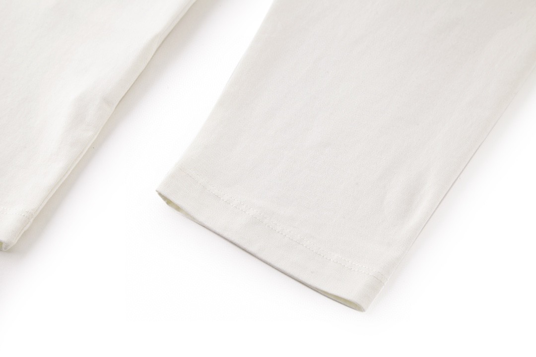 MIU MIU 缪缪 字母logo徽标打底衫 T恤 长袖 白色 MJL992-14EL-F0009