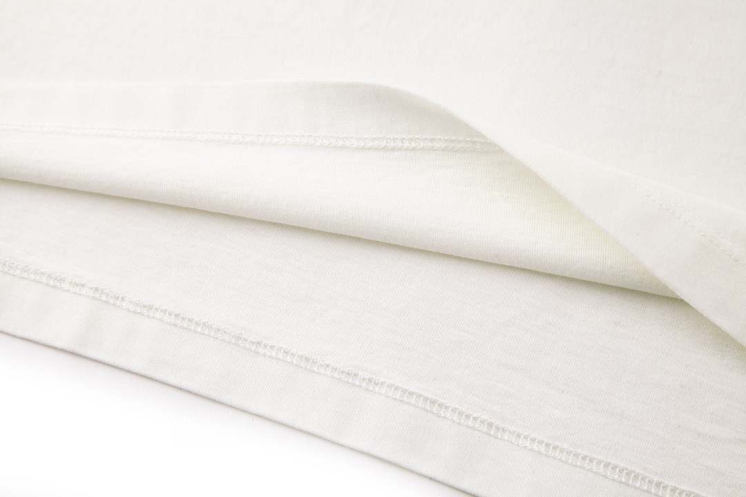 MIU MIU 缪缪 字母logo徽标打底衫 T恤 长袖 白色 MJL992-14EL-F0009