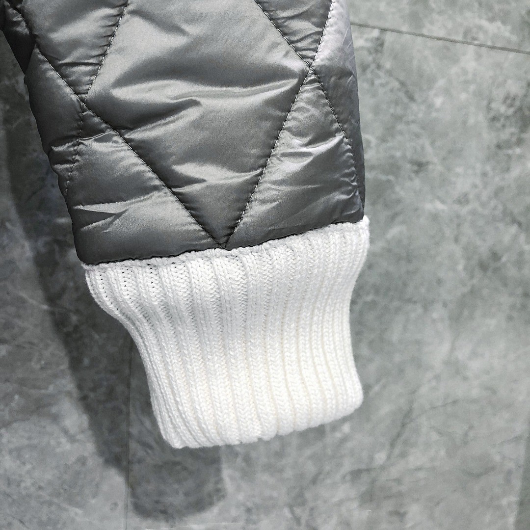 THOM BROWNE 背后织带拼接拉链连帽卫衣 棉服 外套 夹克 长袖 灰色 黑色