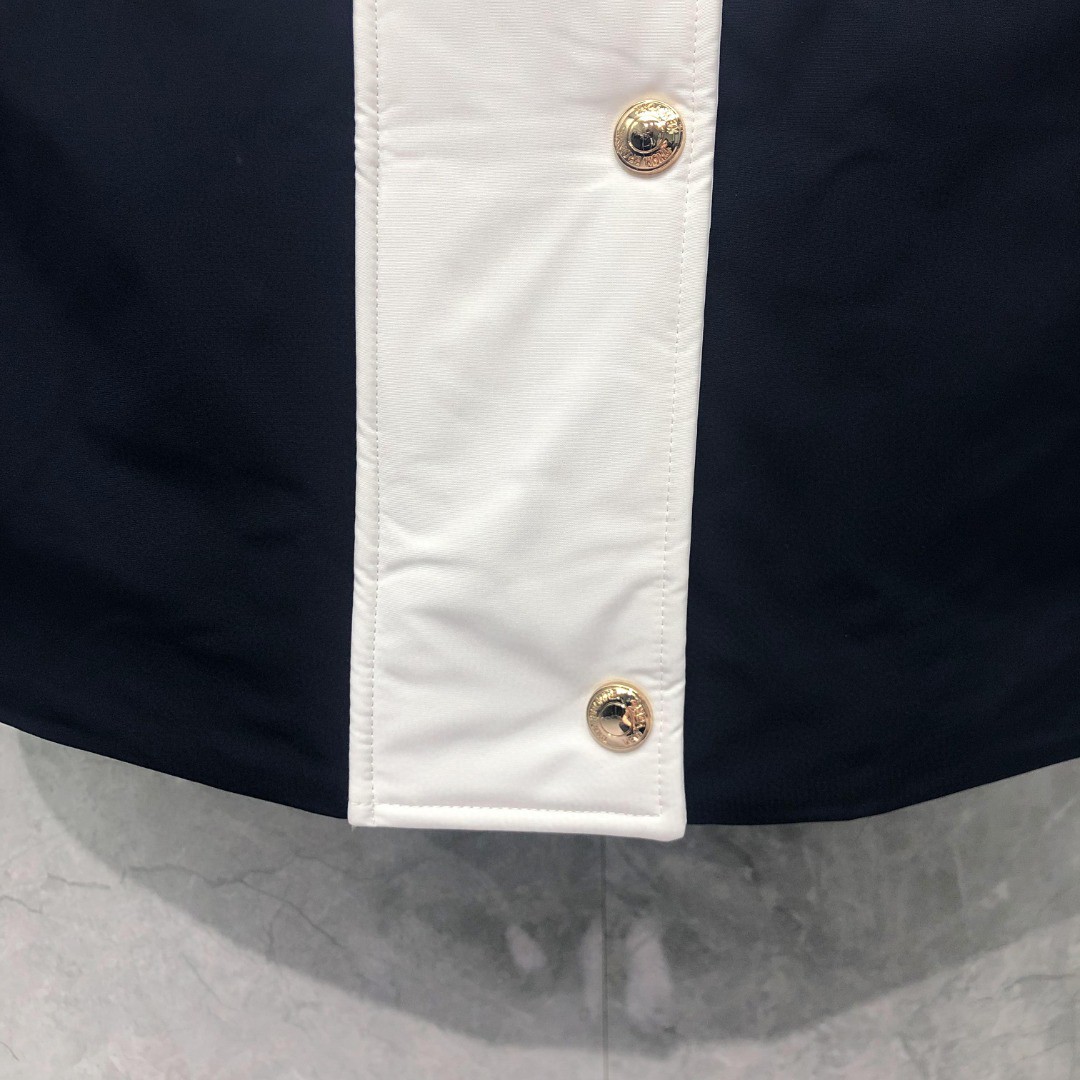 THOM BROWNE 白色四条杠连帽拉链长款羽绒服 外套 夹克 长袖 藏青色 FOD062X-07483-415