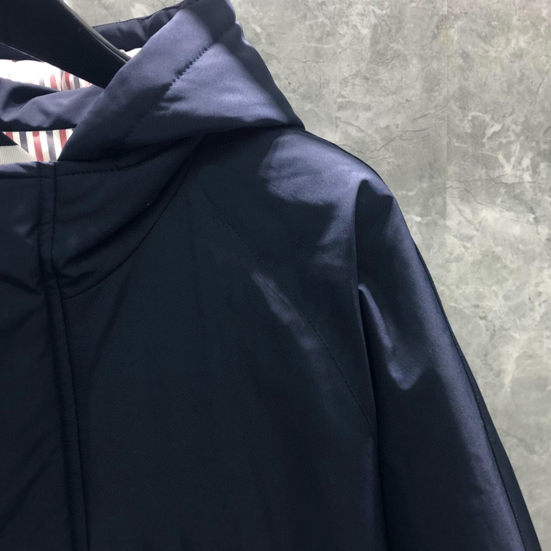 THOM BROWNE 双袖织带连帽拉链长款羽绒服 外套 夹克 长袖 藏青色 