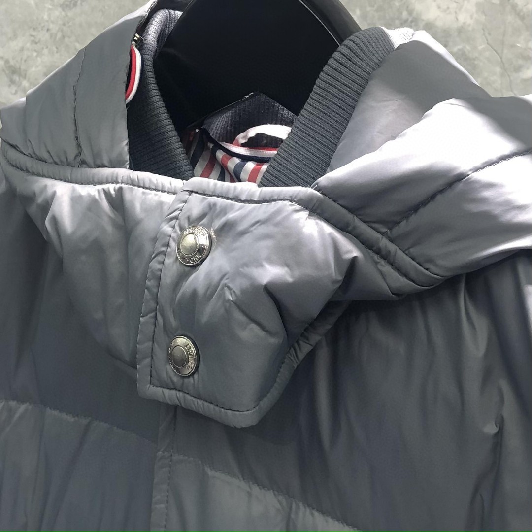 THOM BROWNE 四条杠连帽长款羽绒服 外套 夹克 长袖 藏青色 灰色 白色