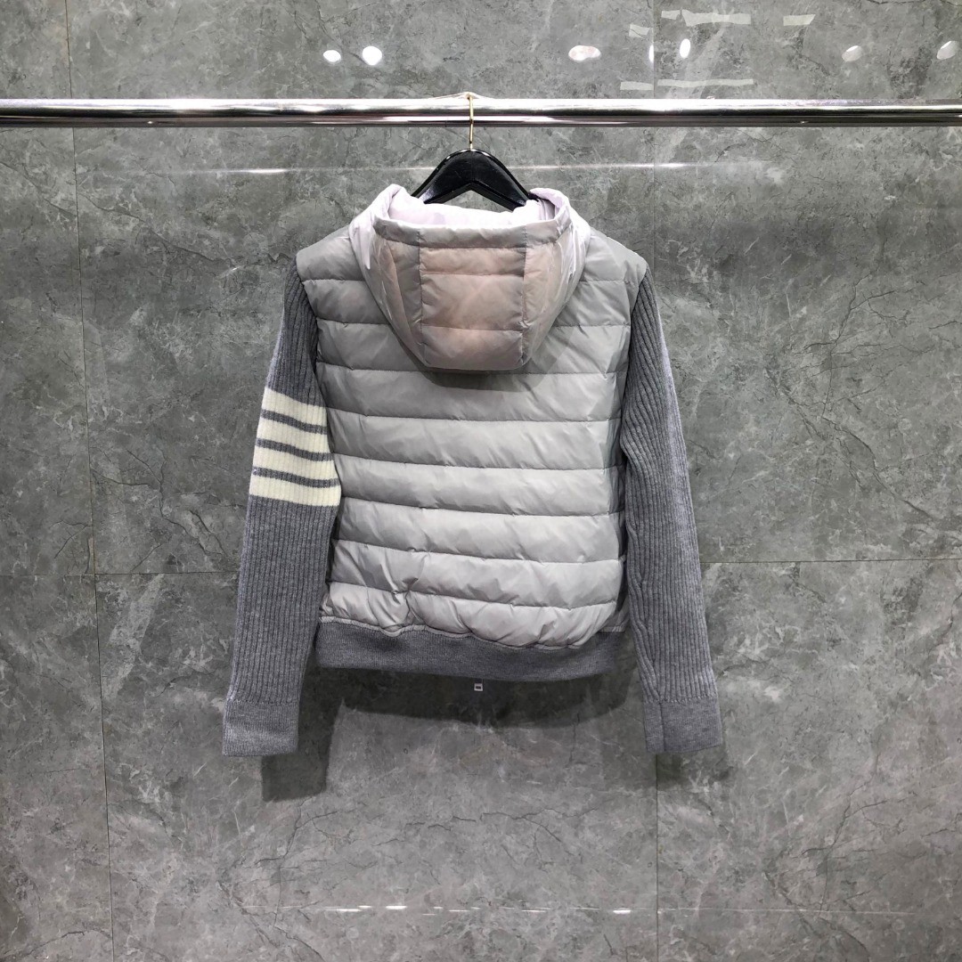THOM BROWNE 羊毛针织拼接羽绒连帽拉链外套 夹克 长袖 女款 白色 灰色 黑色