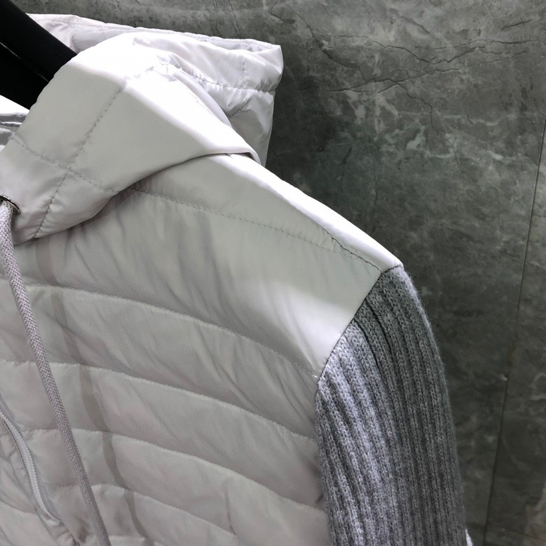 THOM BROWNE 羊毛针织拼接羽绒连帽拉链外套 夹克 长袖 女款 白色 灰色 黑色