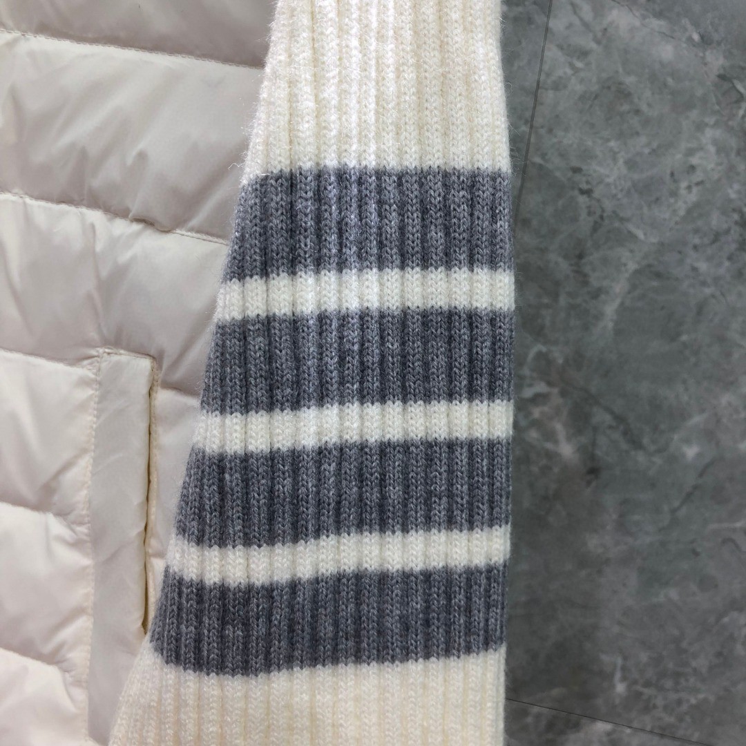 THOM BROWNE 羊毛针织拼接羽绒连帽拉链外套 夹克 长袖 女款 白色 灰色 黑色