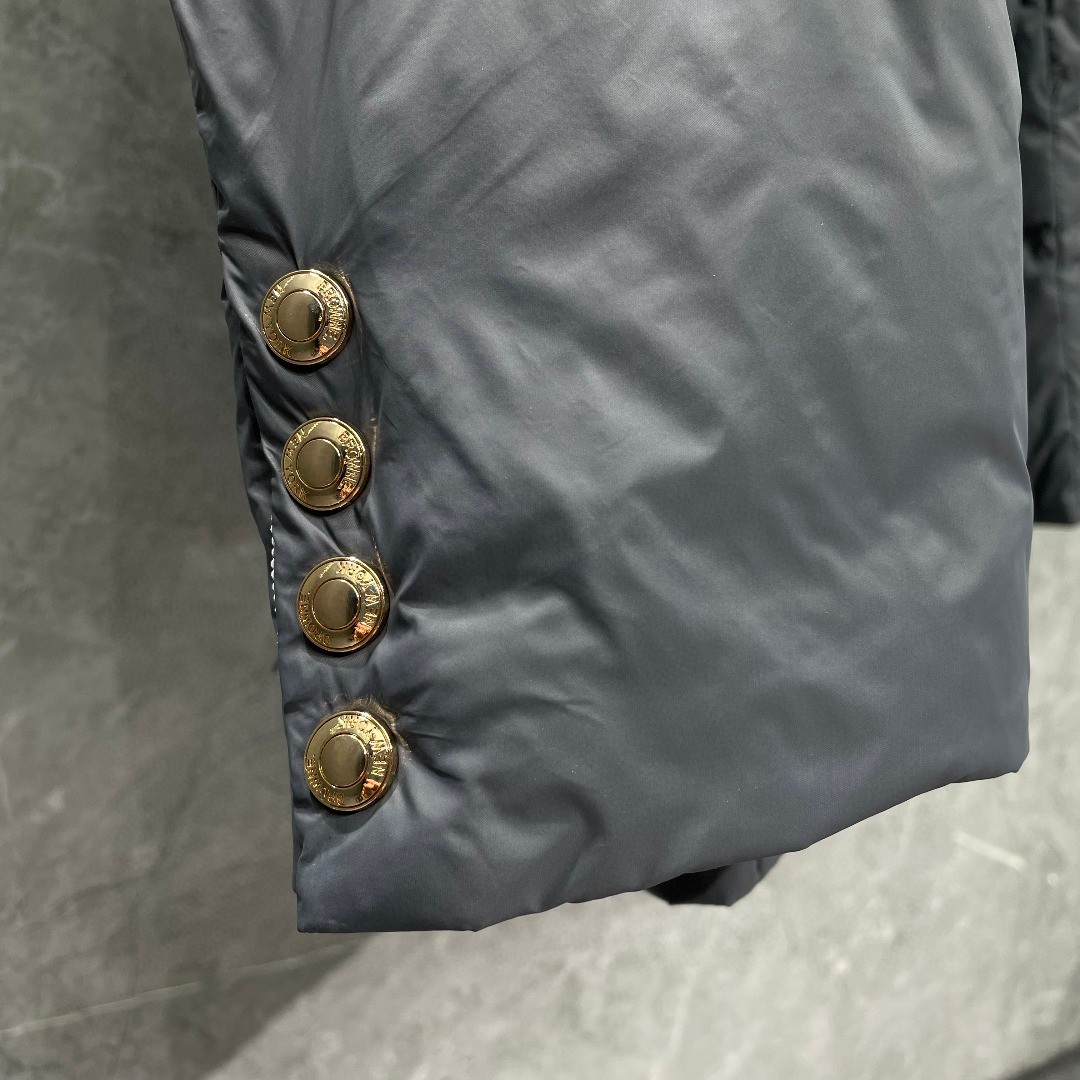 THOM BROWNE 白色四条杠西装羽绒服 外套 夹克 长袖 藏青色 灰色 黑色 MJD060X-05411-035