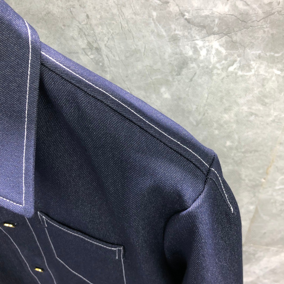 THOM BROWNE 纯色多口袋明线牛仔外套 夹克 长袖 浅蓝色 深蓝色M MJU555A-F0164-415