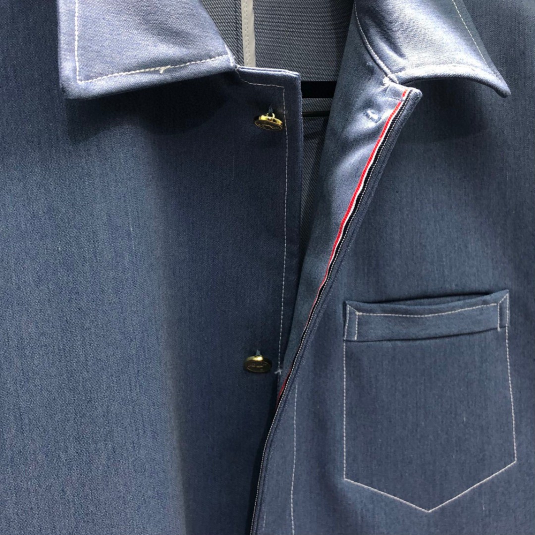 THOM BROWNE 纯色多口袋明线牛仔外套 夹克 长袖 浅蓝色 深蓝色M MJU555A-F0164-415