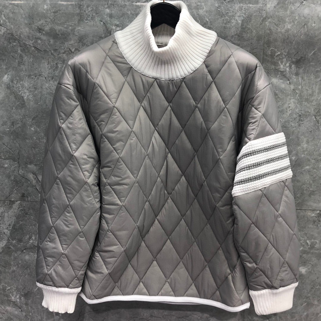 THOM BROWNE 白色四条杠高领菱格纹棉服 外套 长袖 保暖 灰色 黑色