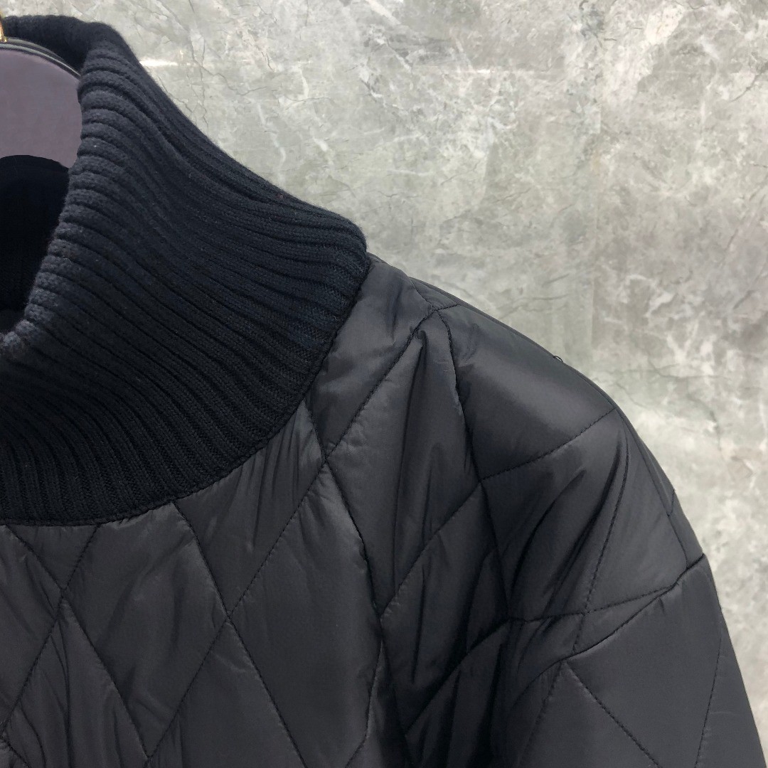 THOM BROWNE 白色四条杠高领菱格纹棉服 外套 长袖 保暖 灰色 黑色