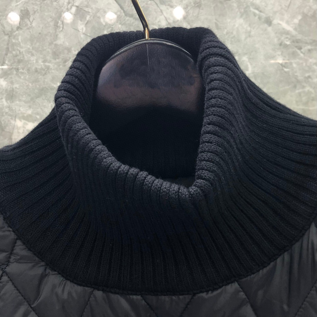 THOM BROWNE 白色四条杠高领菱格纹棉服 外套 长袖 保暖 灰色 黑色