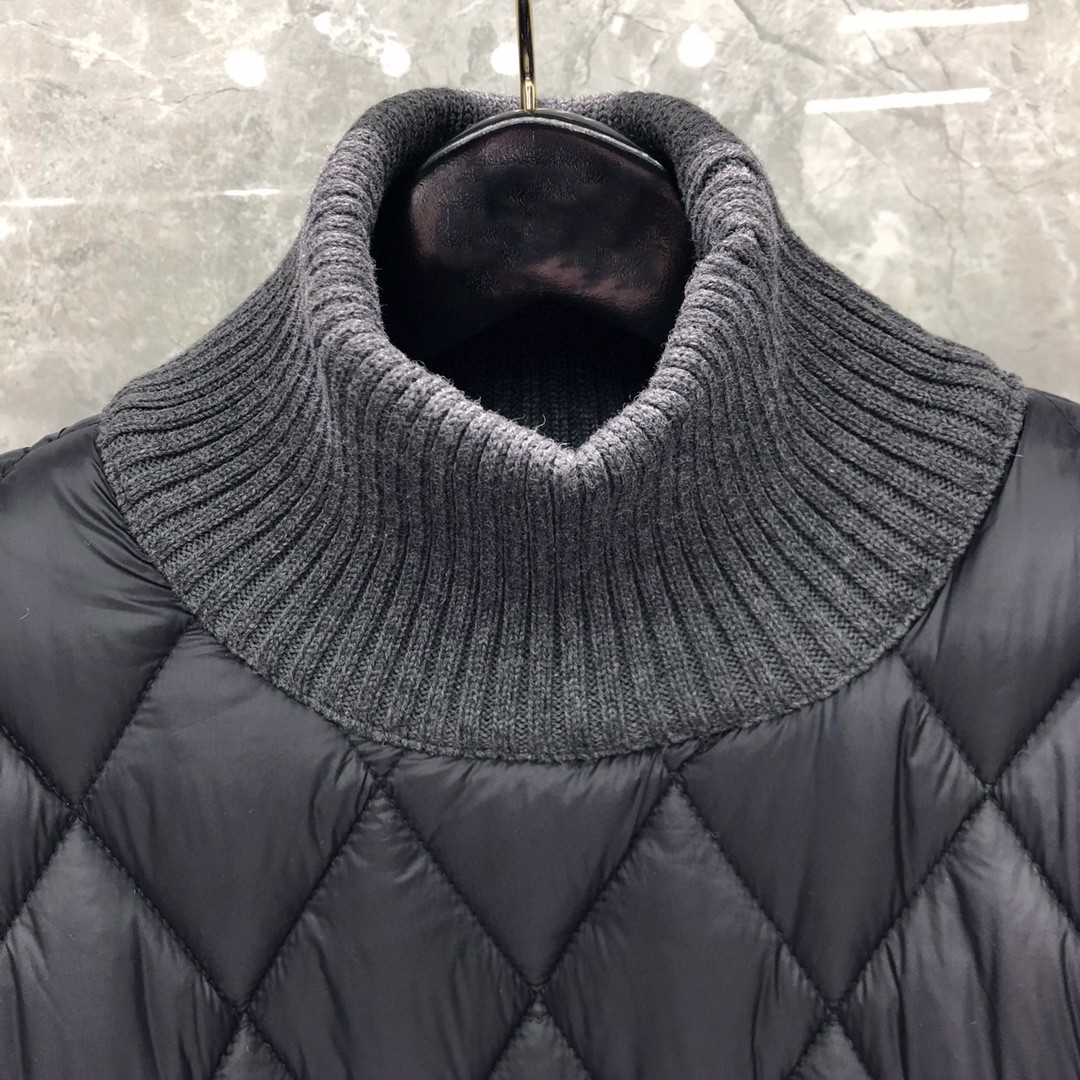 THOM BROWNE 彩色三条杠高领菱格纹棉服 外套 长袖 保暖 灰色 黑色