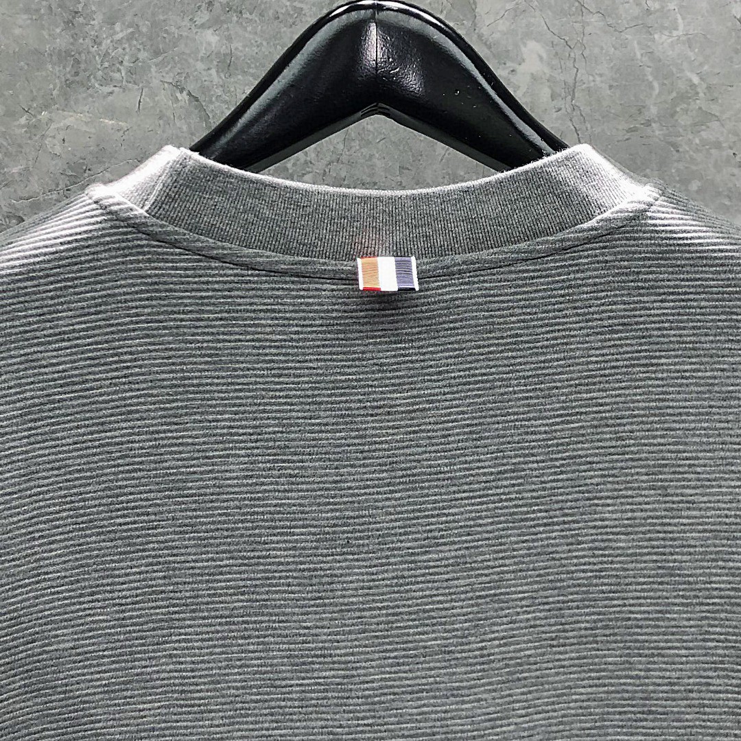 THOM BROWNE 白色四条杠圆领卫衣 套头 长袖 灰色 藏青色 MJT330A-08138-055