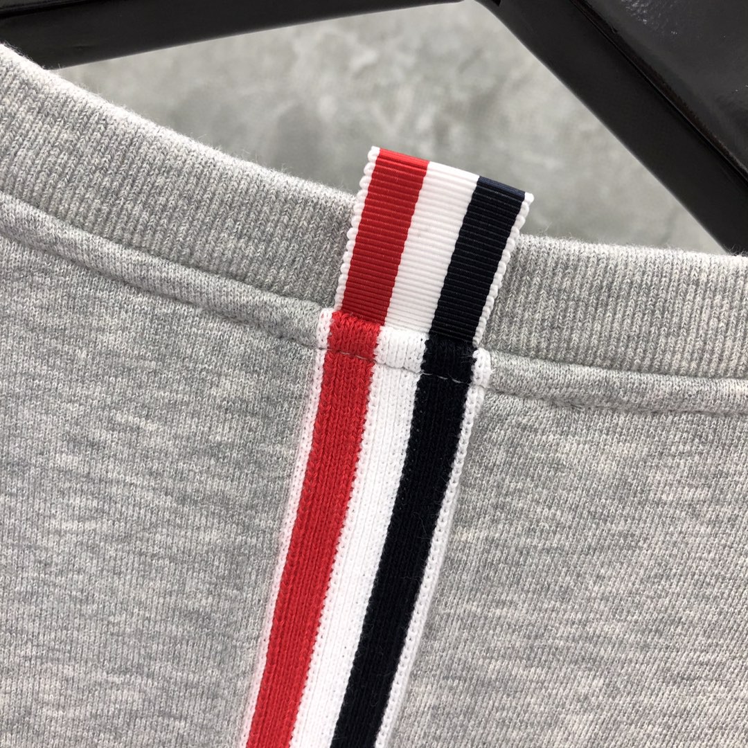 THOM BROWNE 后背织带圆领卫衣 套头 长袖 灰色 宝蓝色 黑色 MJT085A-03377-055