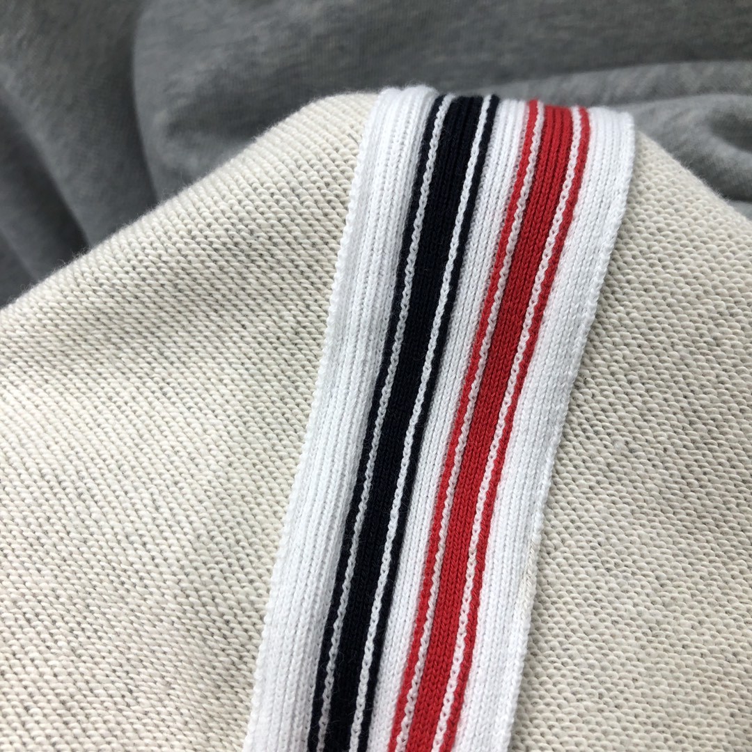 THOM BROWNE 后背织带圆领卫衣 套头 长袖 灰色 宝蓝色 黑色 MJT085A-03377-055