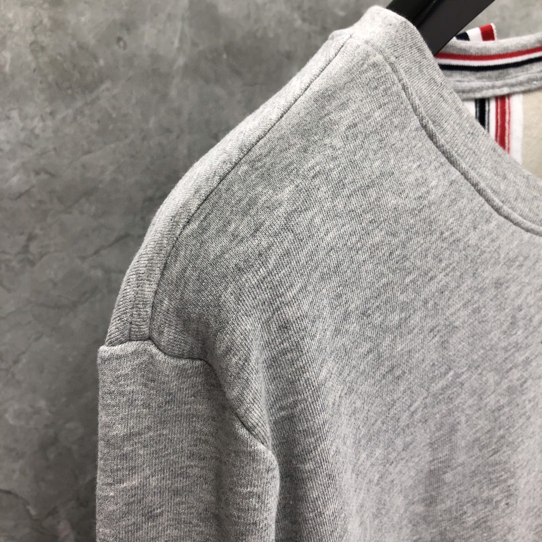 THOM BROWNE 后背织带圆领卫衣 套头 长袖 灰色 宝蓝色 黑色 MJT085A-03377-055