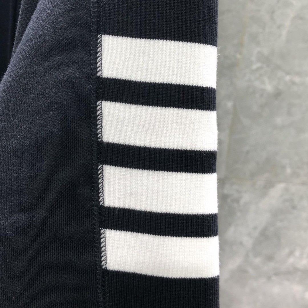 THOM BROWNE 袖子白色四杠拉链连帽卫衣 长袖 外套 灰色 藏青色 黑色 