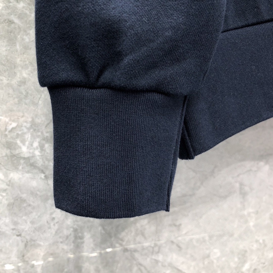 THOM BROWNE 经典袖子四条纹圆领卫衣 长袖 灰色 藏青色 