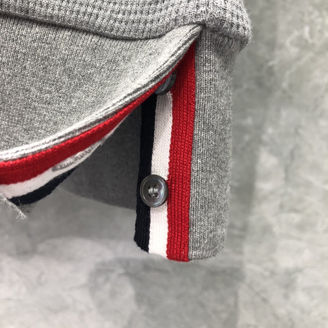THOM BROWNE 经典袖子四条纹圆领卫衣 套头 长袖 灰色 藏青色 白色 