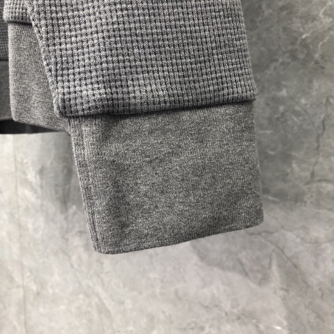 THOM BROWNE 经典袖子四条纹圆领卫衣 套头 长袖 灰色 藏青色 白色 