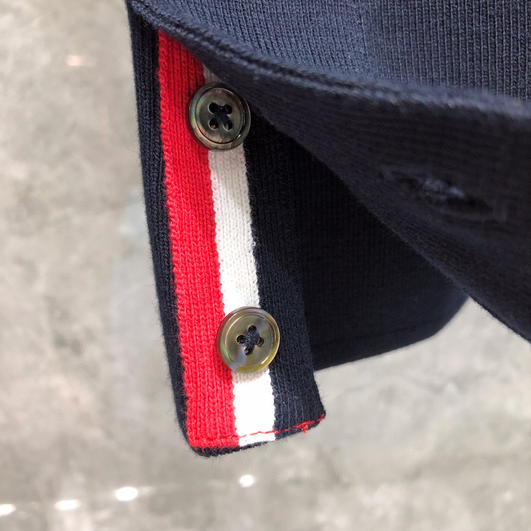 THOM BROWNE 经典袖子四条纹圆领卫衣 套头 长袖 浅灰色 藏青色 黑色 深灰色