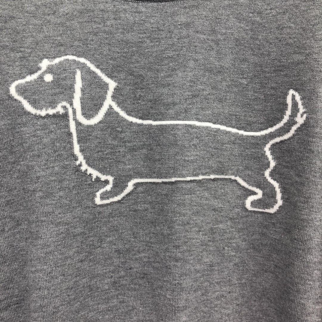 THOM BROWNE 经典袖子白色四条纹小狗嵌花图案毛衣 针织衫 长袖 灰色 藏青色 白色 MKA486A-Y1002-055