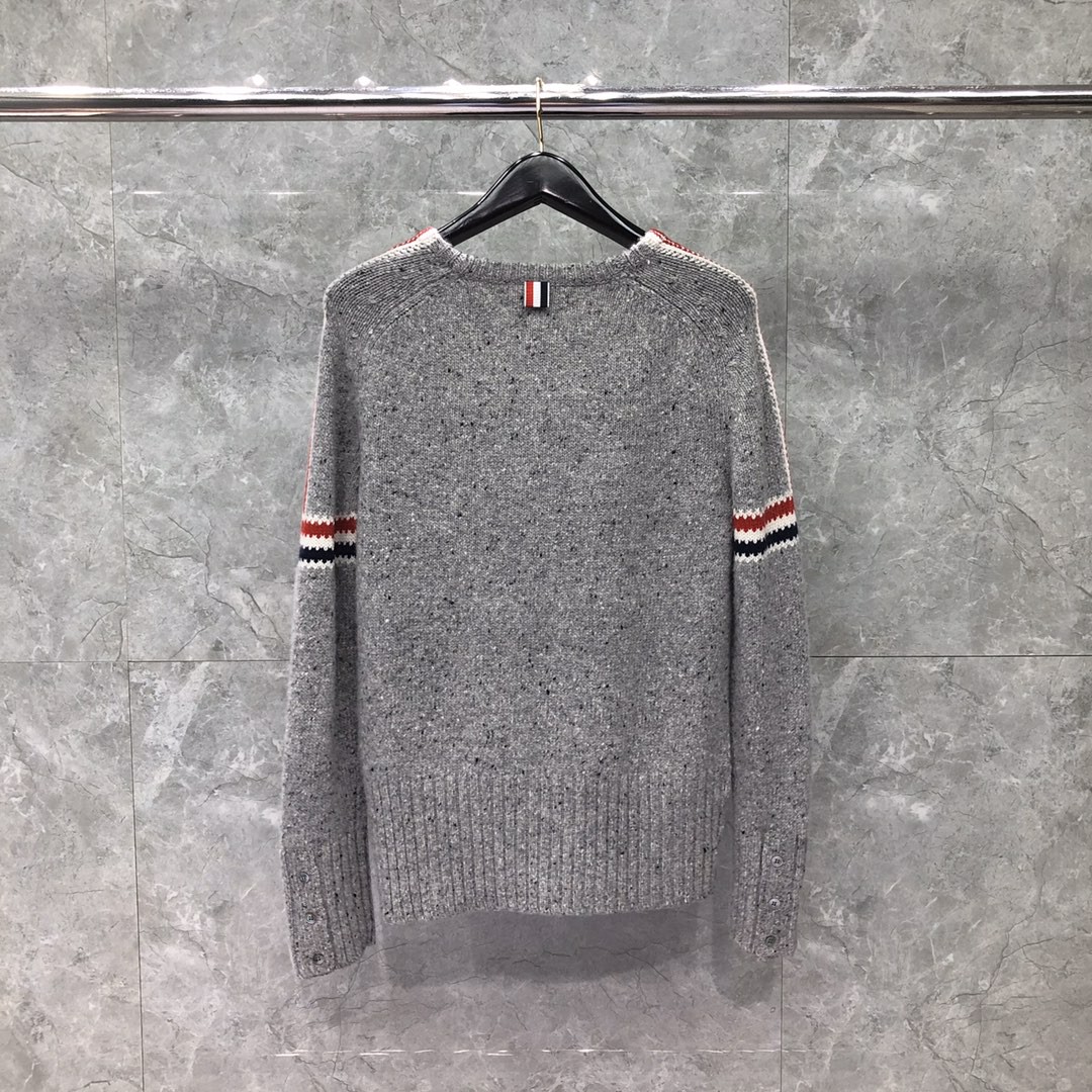 THOM BROWNE 嵌花三色条纹圆领毛衣 针织衫 长袖 浅灰色 深灰色 MKA177A-00278-035
