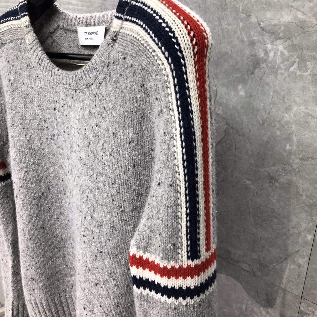 THOM BROWNE 嵌花三色条纹圆领毛衣 针织衫 长袖 浅灰色 深灰色 MKA177A-00278-035