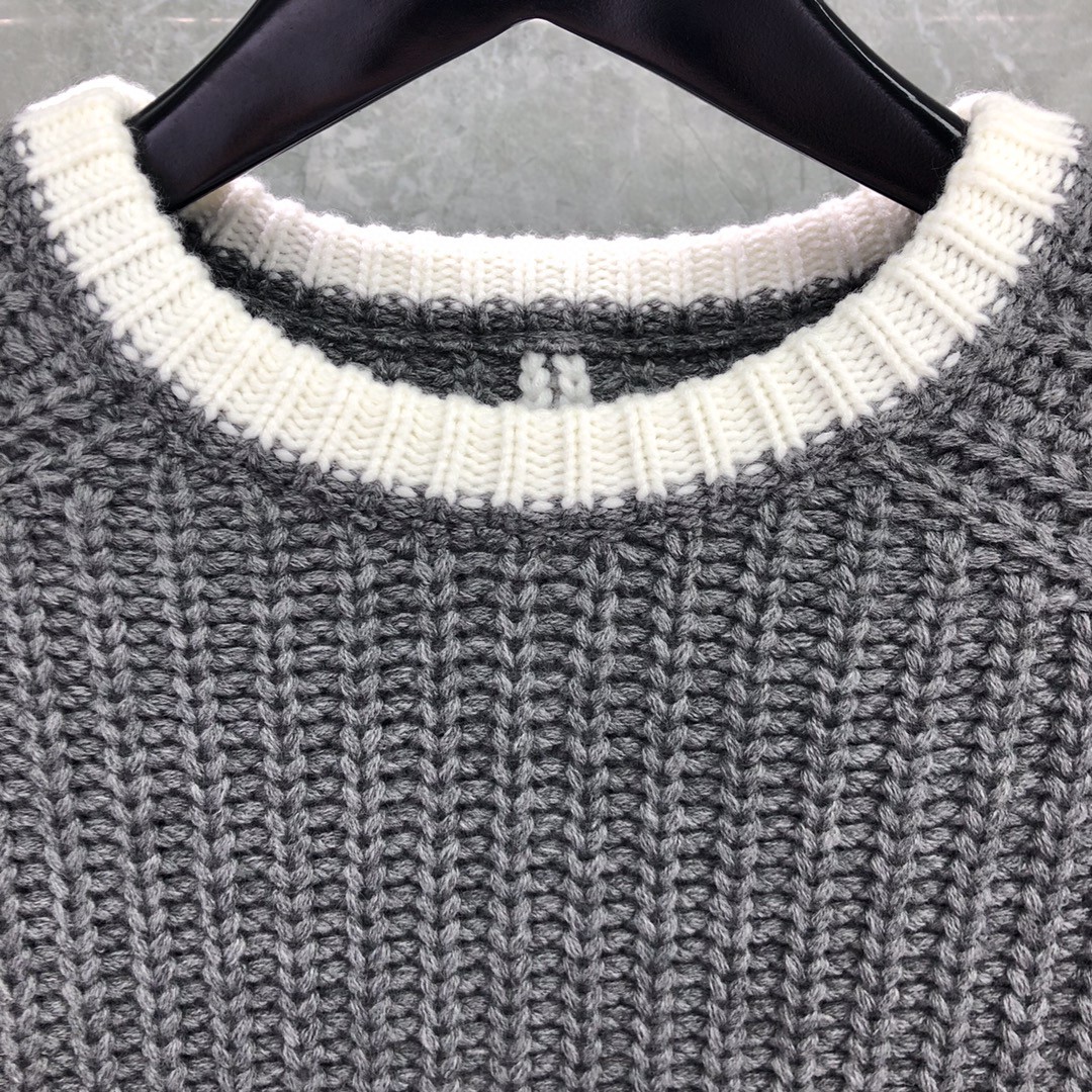 THOM BROWNE 白边粗棒针圆领毛衣 针织衫 长袖 藏蓝色