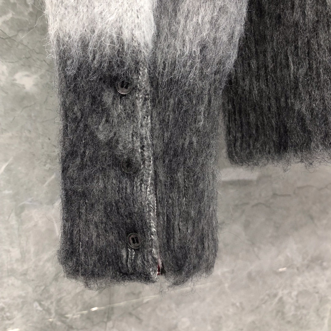 THOM BROWNE 马海毛格子套头毛衣 长袖 灰色 红色