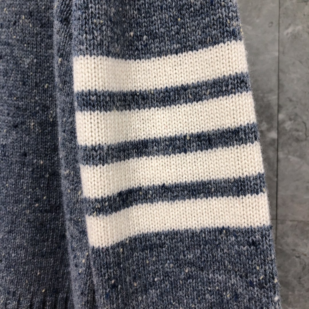 THOM BROWNE 经典条纹羊绒圆领毛衣 针织衫 长袖 藏青色 红色 黄色 蓝色 深灰色 浅灰色
