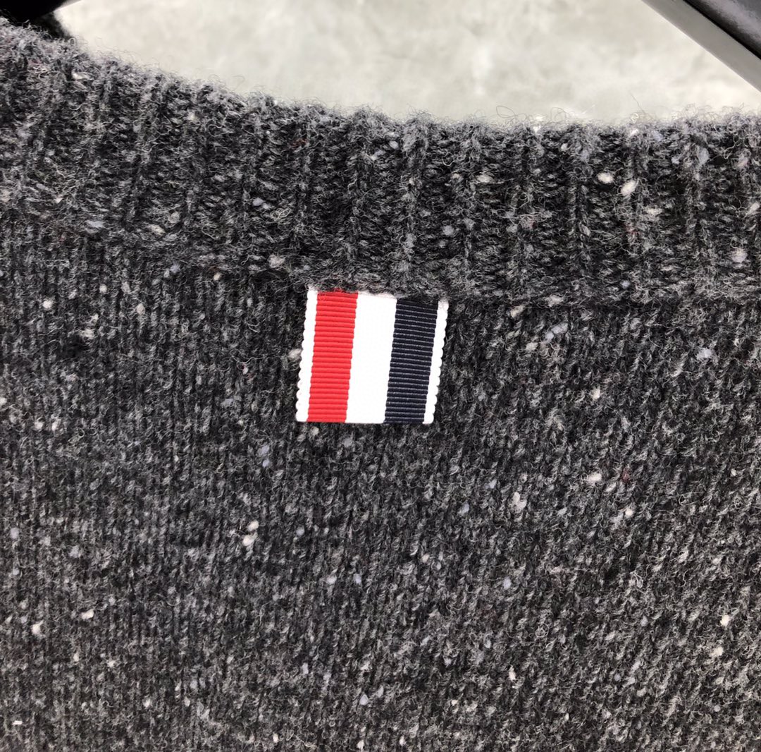 THOM BROWNE 经典条纹羊绒圆领毛衣 针织衫 长袖 藏青色 红色 黄色 蓝色 深灰色 浅灰色