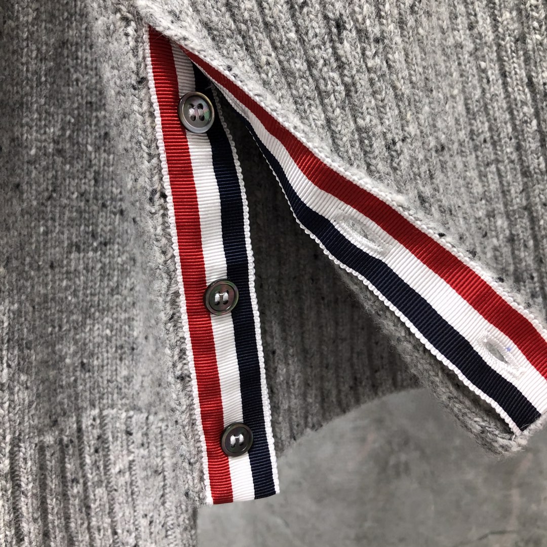 THOM BROWNE 经典条纹羊绒圆领毛衣 针织衫 长袖 藏青色 红色 黄色 蓝色 深灰色 浅灰色