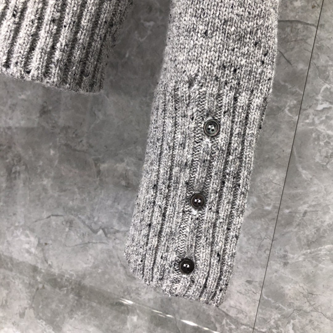 THOM BROWNE 经典条纹羊绒圆领毛衣 针织衫 长袖 藏青色 红色 黄色 蓝色 深灰色 浅灰色