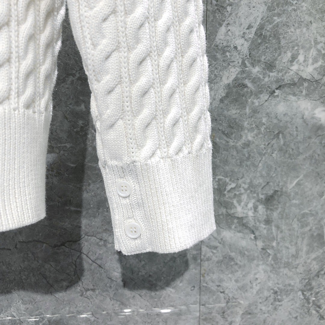 THOM BROWNE 经典四杠粗针麻花圆领毛衣 针织衫 长袖 灰色 白色 藏青色 MKA402A-Y3017-055