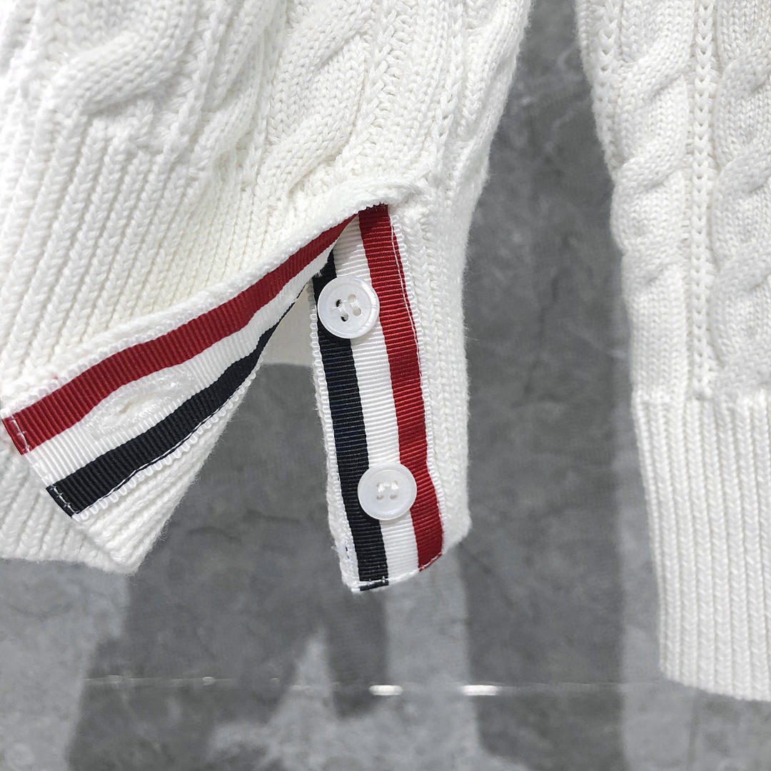 THOM BROWNE 经典四杠粗针麻花圆领毛衣 针织衫 长袖 灰色 白色 藏青色 MKA402A-Y3017-055